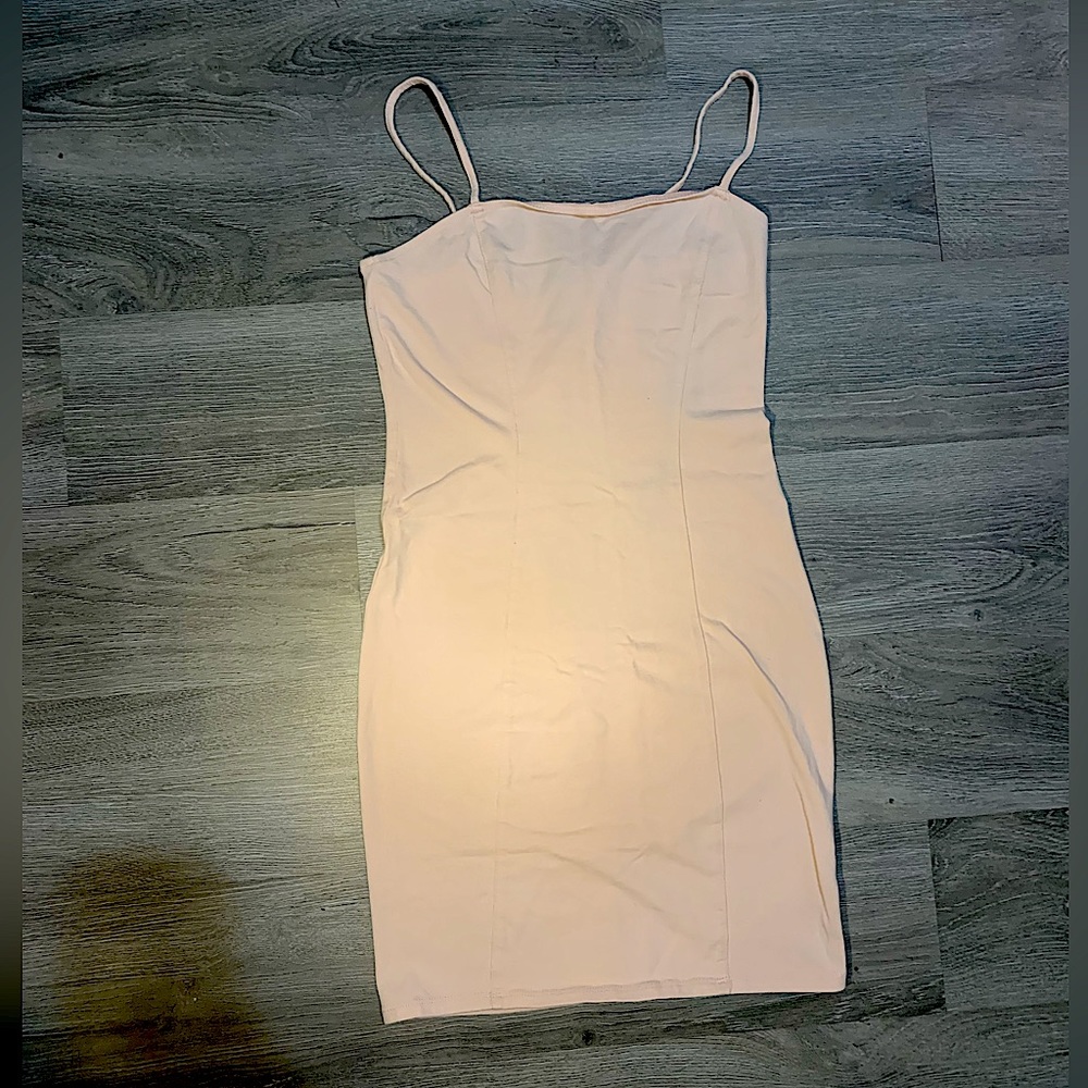 Forever 21 women’s (S) light pink mini dress